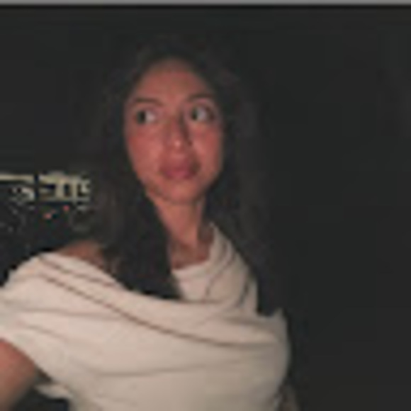 Meet your Posher, Maria - Picture 1 of 1